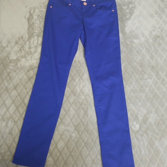 No Boundaries 2 Pair of Jeans - Picture 4 of 4